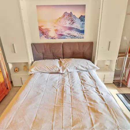 Daire Superbe Avec Parking Couvert Gratuit